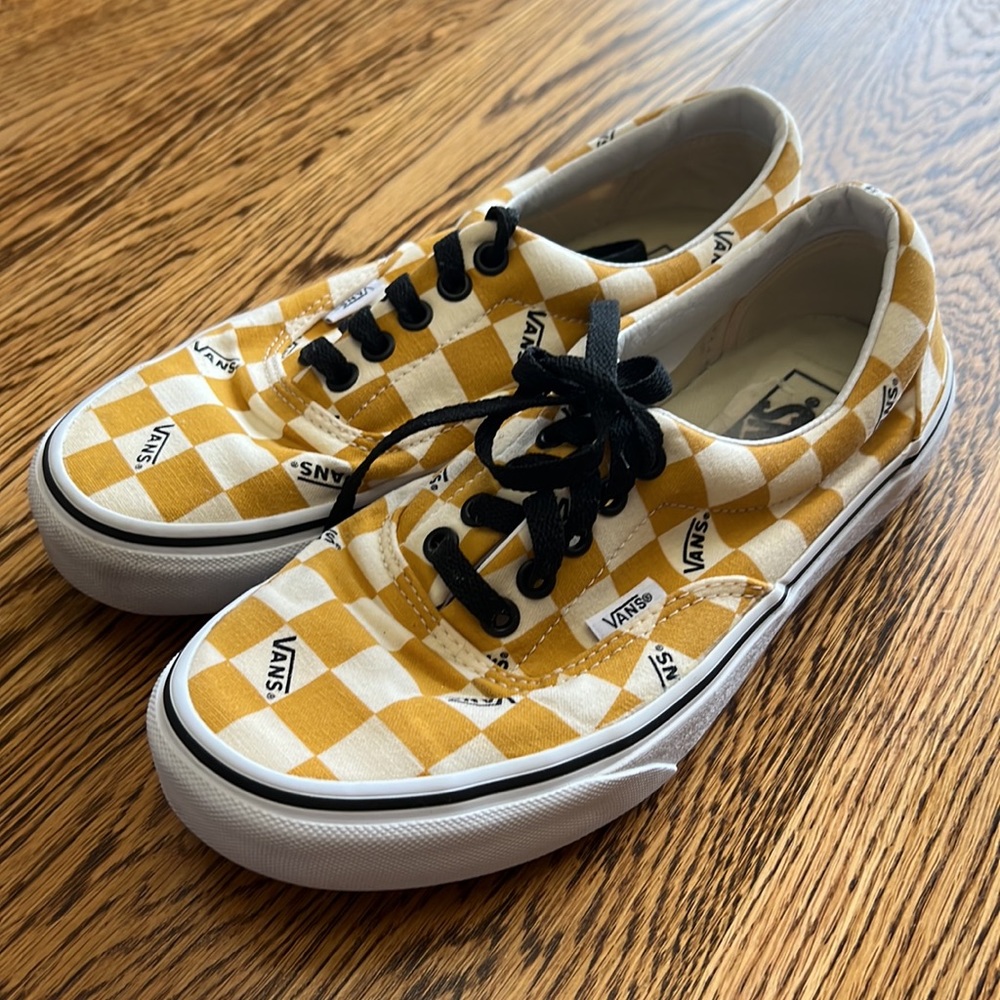Vans yellow cream white checkered tennis shoes classic lace up canvas size 8 6.5